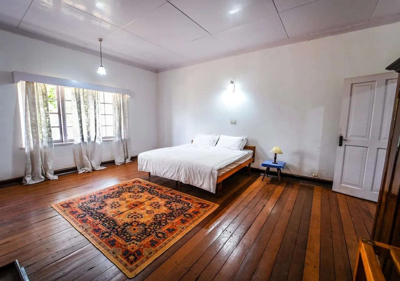 Villa Arivikad Tea Bungalow Munnar By Voye Homes Suryanelli